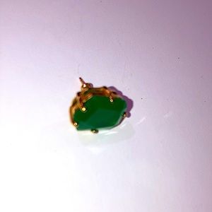 VINTAGE GREEN ACRYLIC DROP EARRING ON GOLD POST!